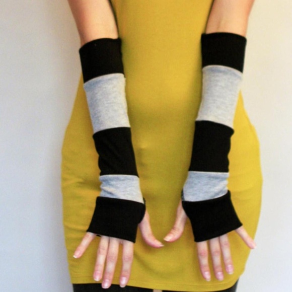 Striped Cotton Arm Warmers Grey Black Patchwork Cycling Elbow Texting Gloves - Picture 1 of 2
